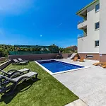 Lejlighed One-bedroom Saldun With Sea View 09 *