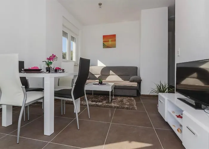 Apartmán One-bedroom Saldun With Sea View 09 Trogir