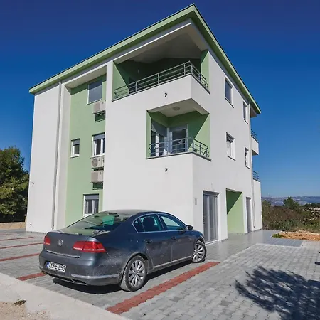 Appartement One-bedroom Saldun With Sea View 09